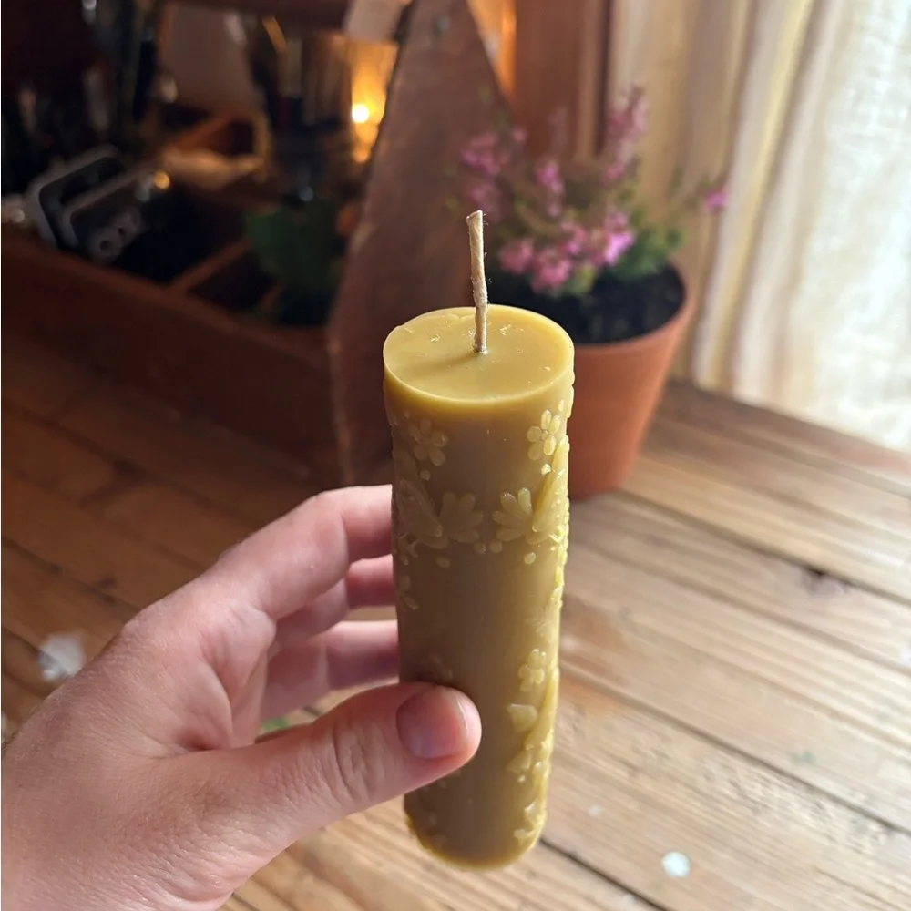 Handcrafted 100% Beeswax Swedish Pillar Candle